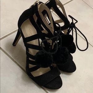 Eva Mendes cute black heels